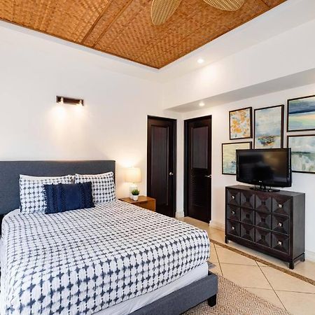 شقة Playa Palapa~Steps From The Ocean! تاماريندو المظهر الخارجي الصورة